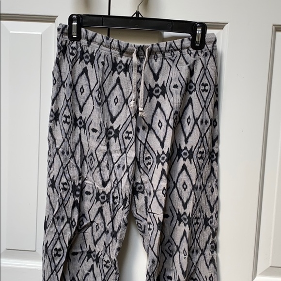 Printed pants - Picture 2 of 2